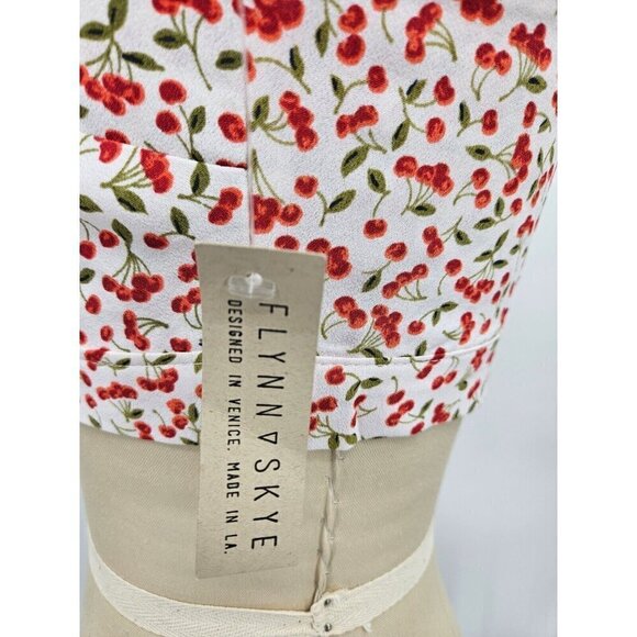 New Flynn Skye Alexis Crop Tank Top Womens S Sweet Cherry Pie Rayon Side Zip - Picture 4 of 7